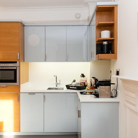 Blueprint Living Apartments - Doughty Street London Ngoại thất bức ảnh