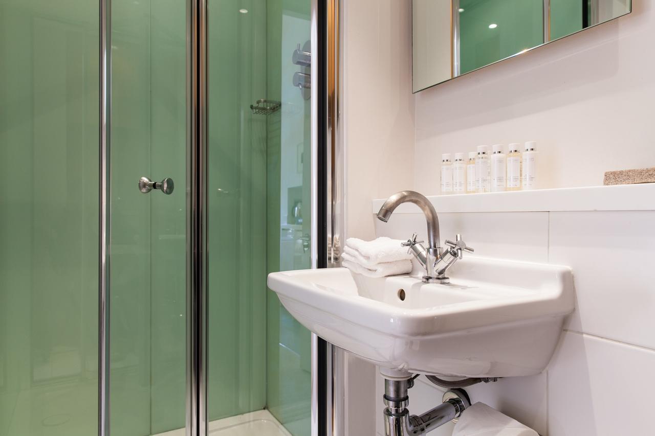 Blueprint Living Apartments - Doughty Street London Ngoại thất bức ảnh